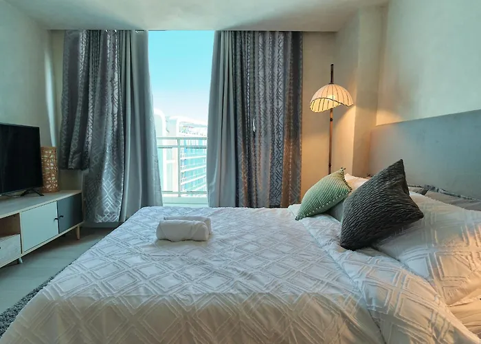 Apartamento Bahamas Tower Azure Urban Residences By Nestled Nook *