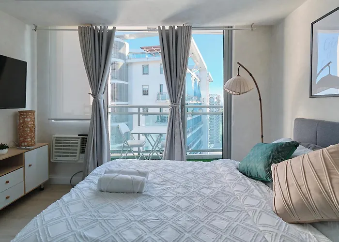 Bahamas Tower Azure Urban Residences By Nestled Nook *