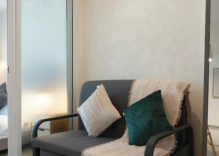 Bahamas Tower Azure Urban Residences By Nestled Nook Apartamento *